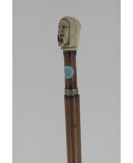 Plutarch's head, Ivory handle