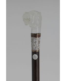 Rock cristal of lion shape on snakewood shaft