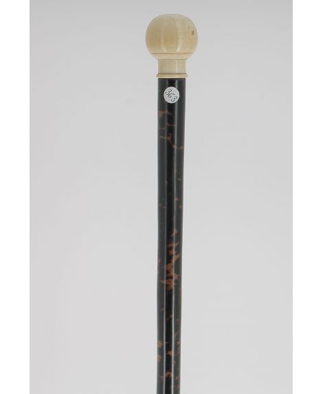 Tortoise shell shaft with ivory round knob