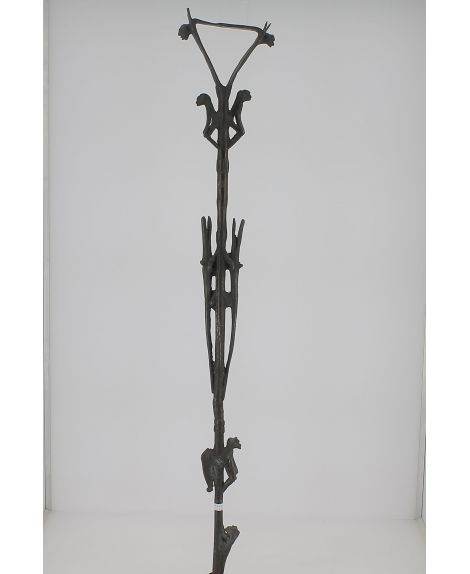 Canne africaine en bronze poignée triangle, 94 cm. 1950's